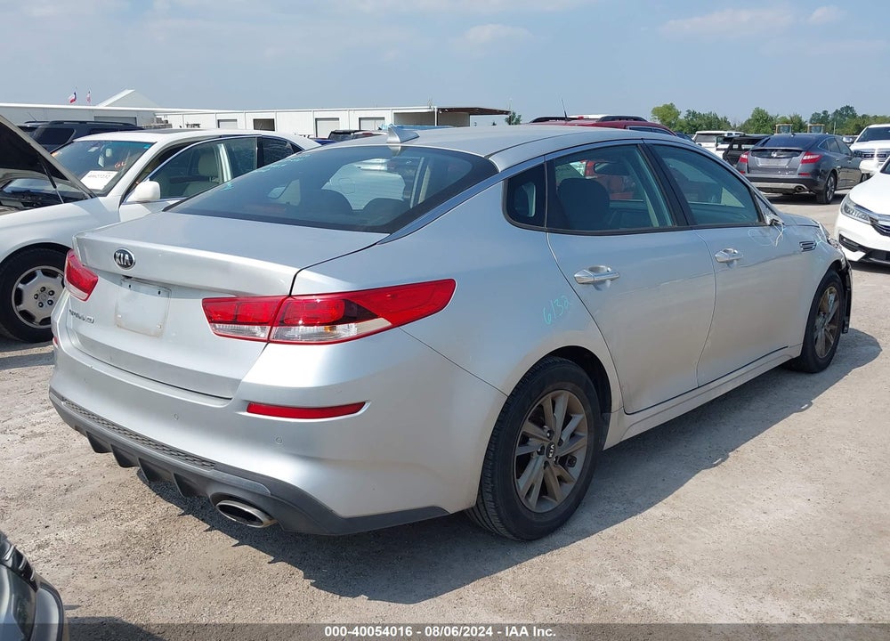 2019 KIA OPTIMA LX VIN: 5XXGT4L32KG324538