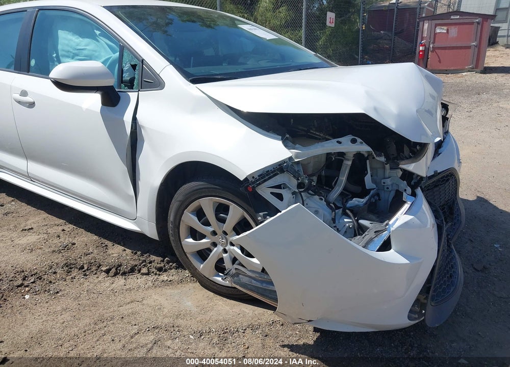 2021 TOYOTA COROLLA LE VIN: 5YFEPMAE6MP233377
