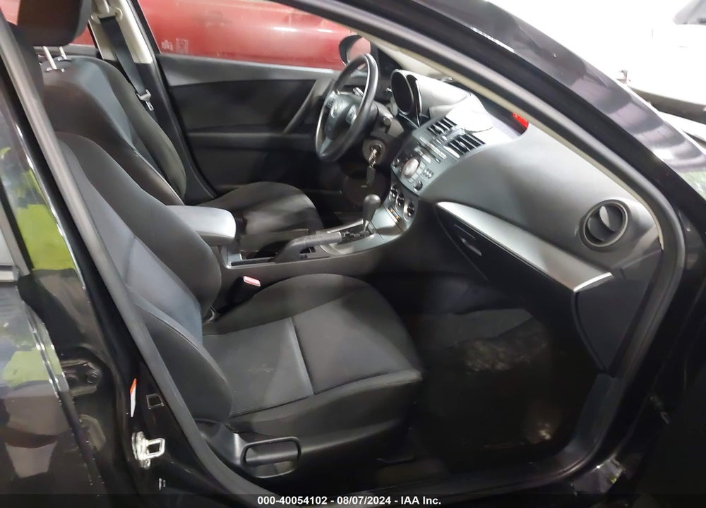 2011 MAZDA 3 I TOURING VIN: JM1BL1VG3B1433773