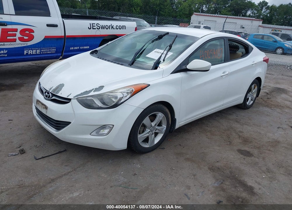 2013 HYUNDAI ELANTRA GLS VIN: 5NPDH4AE9DH390049