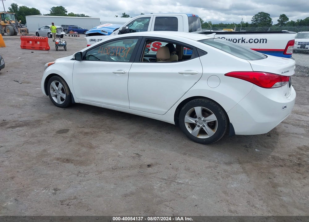 2013 HYUNDAI ELANTRA GLS VIN: 5NPDH4AE9DH390049