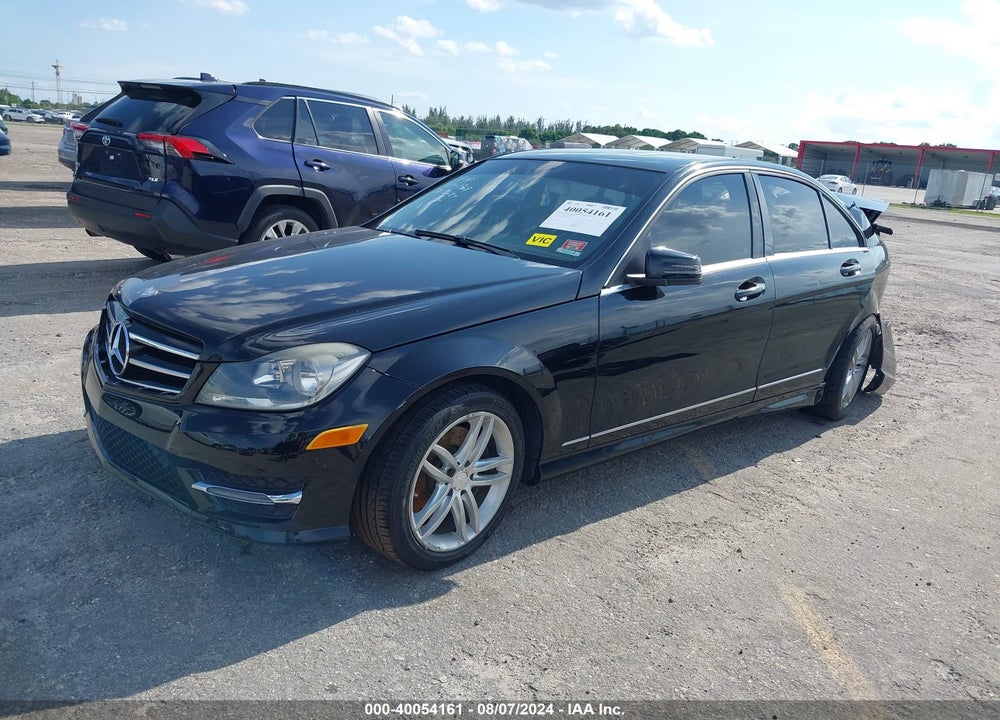 2014 MERCEDES-BENZ C 300 VIN: WDDGF8AB0EA941368