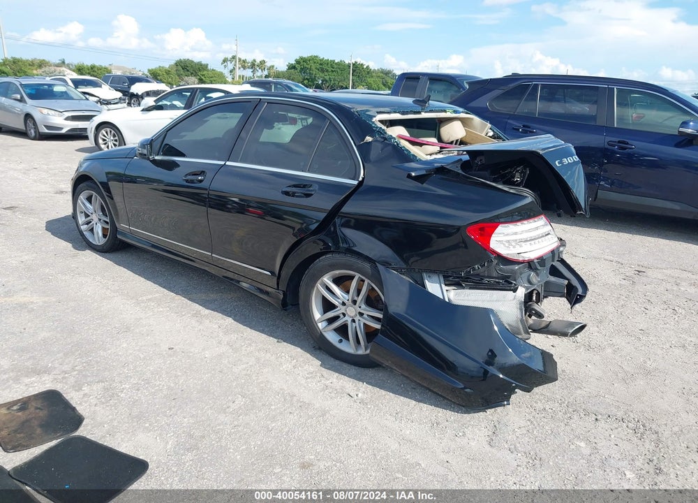2014 MERCEDES-BENZ C 300 VIN: WDDGF8AB0EA941368