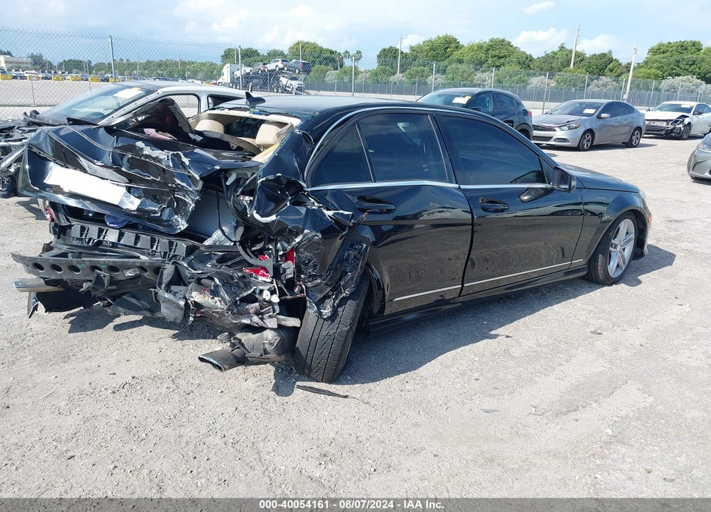 2014 MERCEDES-BENZ C 300 VIN: WDDGF8AB0EA941368