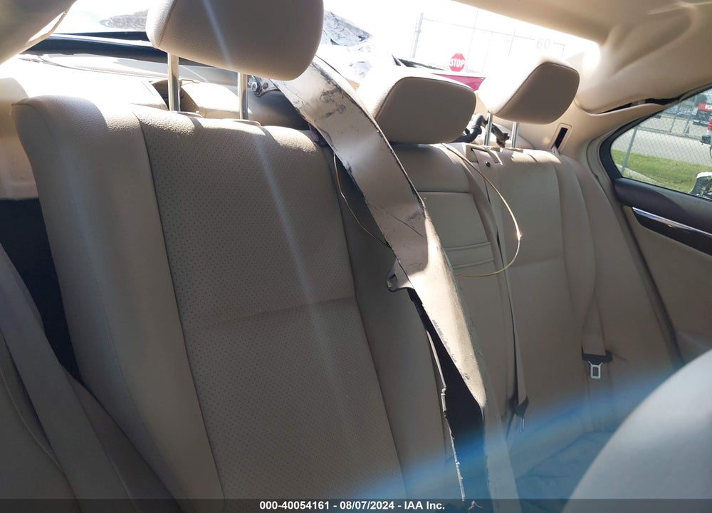 2014 MERCEDES-BENZ C 300 VIN: WDDGF8AB0EA941368