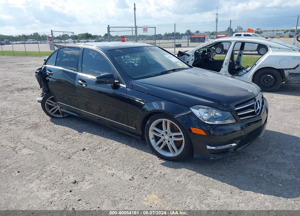 2014 MERCEDES-BENZ C 300 VIN: WDDGF8AB0EA941368