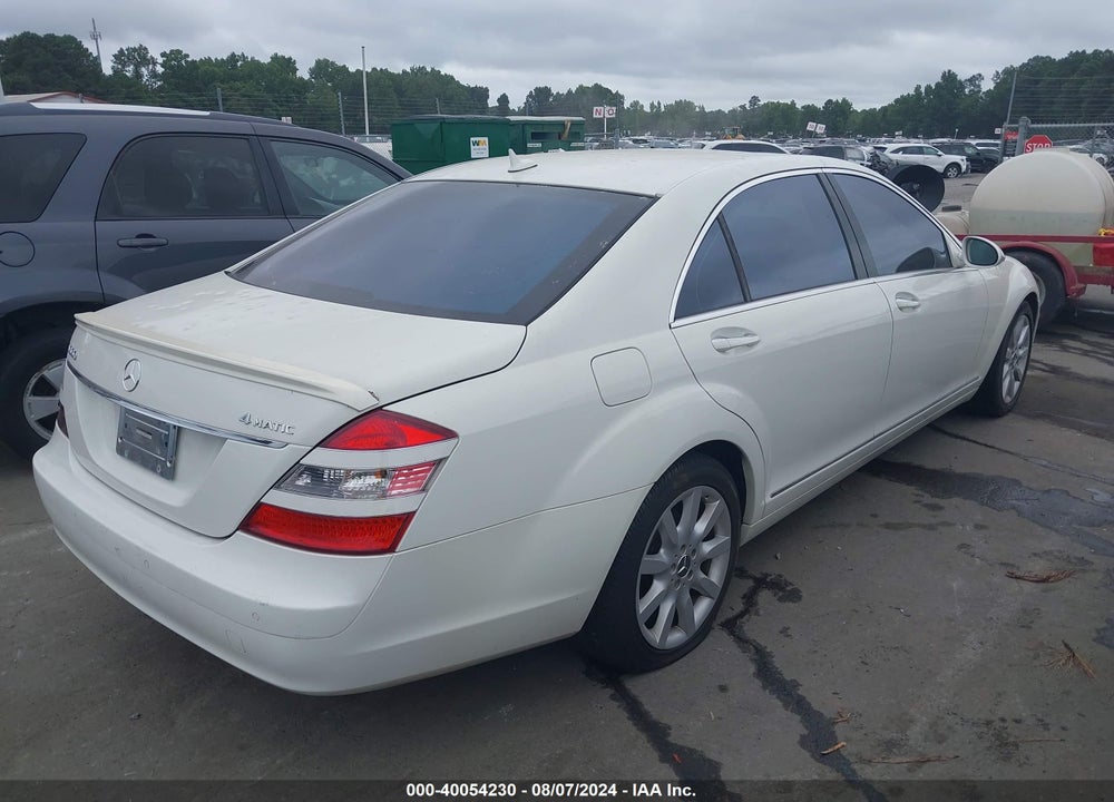 2008 MERCEDES-BENZ S 550 4MATIC VIN: WDDNG86X68A168824