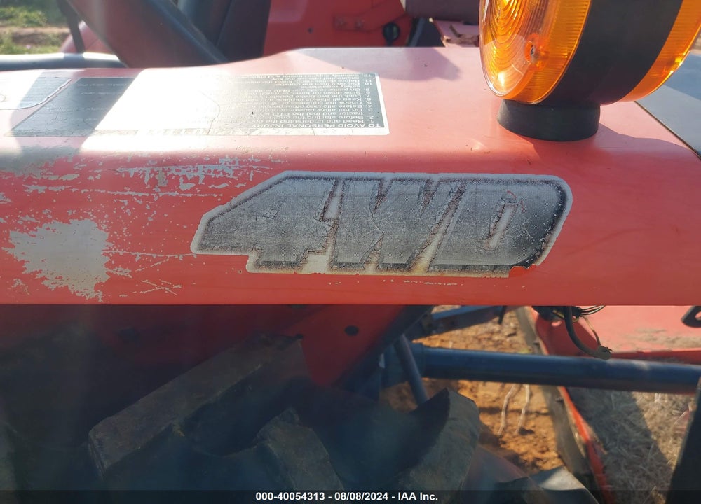2017 KUBOTA L3200 VIN: 68588