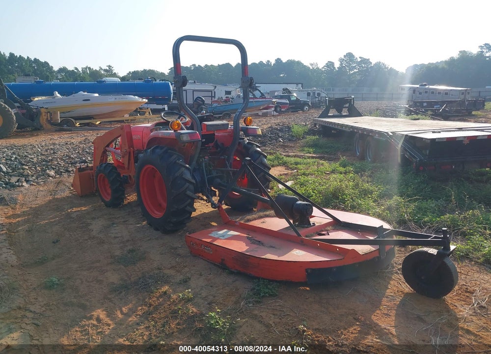 2017 KUBOTA L3200 VIN: 68588