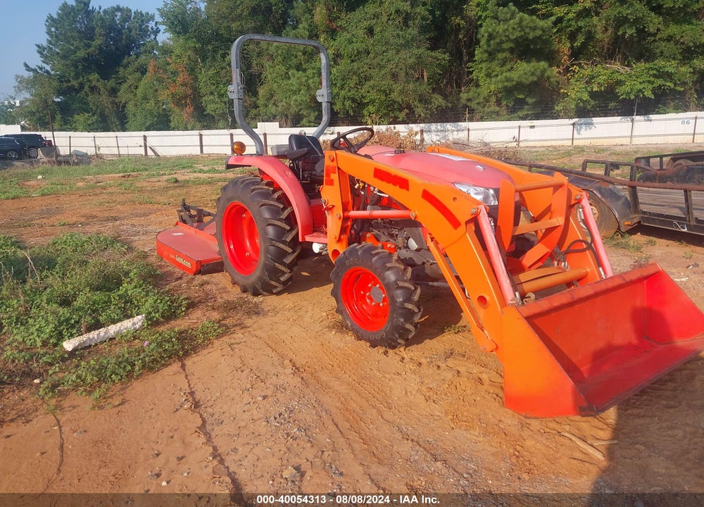 2017 KUBOTA L3200 VIN: 68588