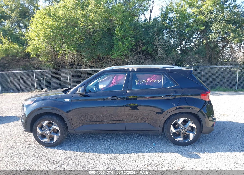 2022 HYUNDAI VENUE SEL VIN: KMHRC8A37NU132089