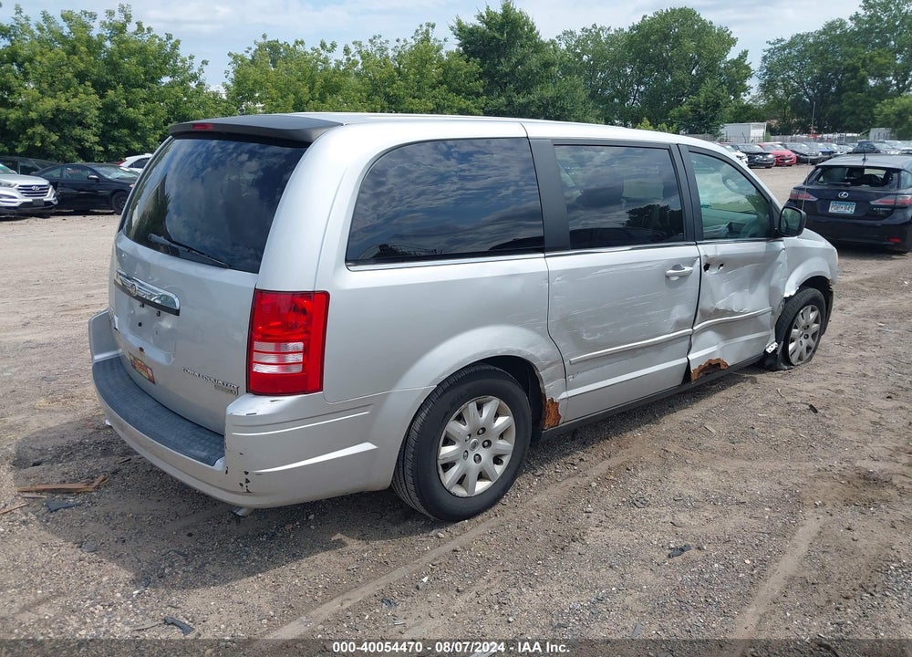 2009 CHRYSLER TOWN & COUNTRY LX VIN: 2A8HR44E39R539598