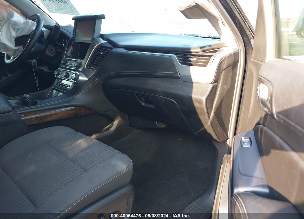 2018 CHEVROLET SUBURBAN C1500  LS VIN: 1GNSCGKC4JR150035
