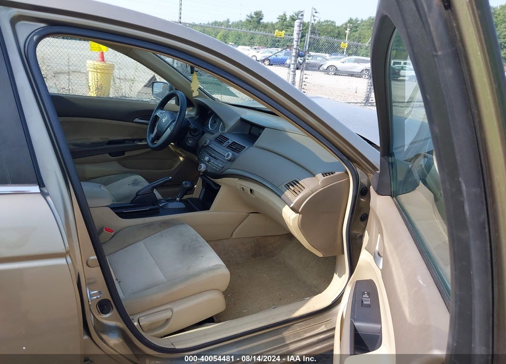 2009 HONDA ACCORD 2.4 LX VIN: 1HGCP26309A043638
