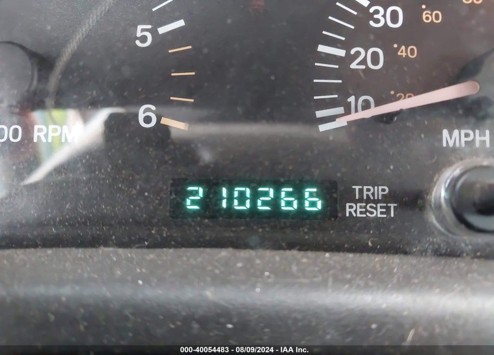 1999 JEEP CHEROKEE CLASSIC/SPORT VIN: 1J4FT68S8XL562547