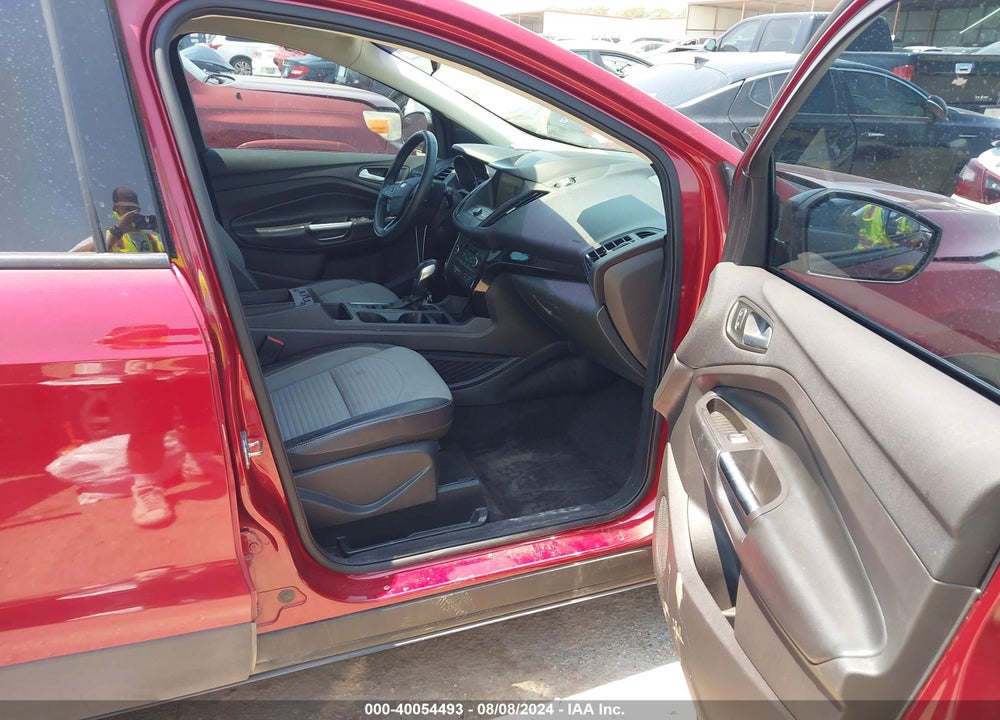 2019 FORD ESCAPE SE VIN: 1FMCU0GD0KUA40919