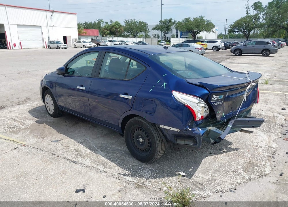 2019 NISSAN VERSA 1.6 SV VIN: 3N1CN7AP7KL815162