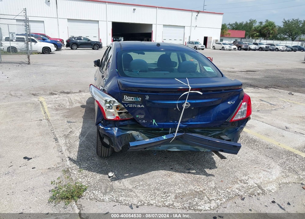 2019 NISSAN VERSA 1.6 SV VIN: 3N1CN7AP7KL815162