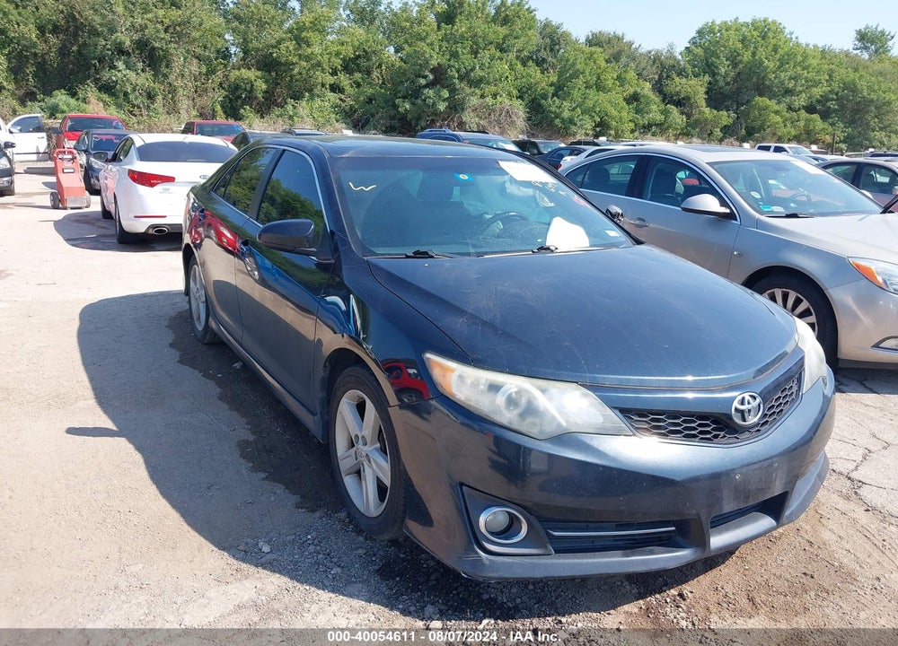 2014 TOYOTA CAMRY SE VIN: 4T1BF1FK4EU337031
