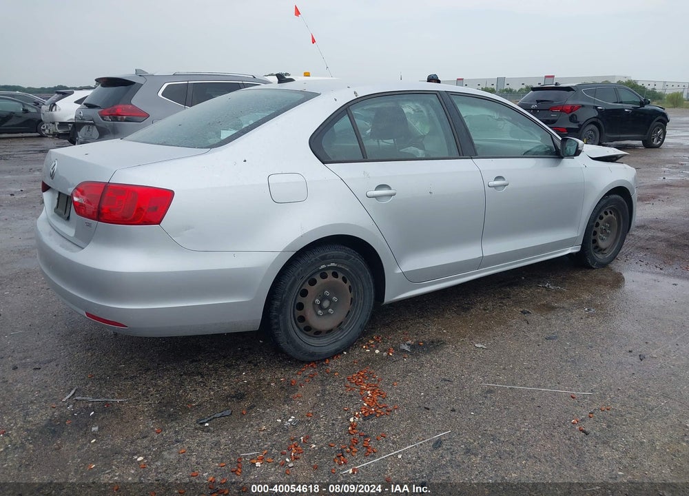 2014 VOLKSWAGEN JETTA 1.8T SE VIN: 3VWD17AJ9EM359640