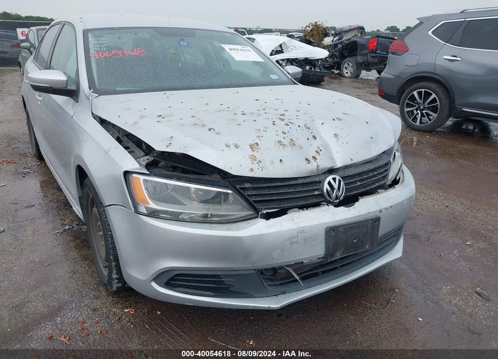 2014 VOLKSWAGEN JETTA 1.8T SE VIN: 3VWD17AJ9EM359640