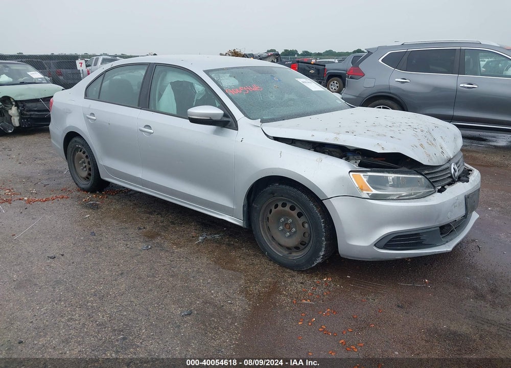 2014 VOLKSWAGEN JETTA 1.8T SE VIN: 3VWD17AJ9EM359640