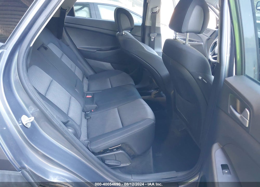 2017 HYUNDAI TUCSON SE VIN: KM8J23A46HU290472