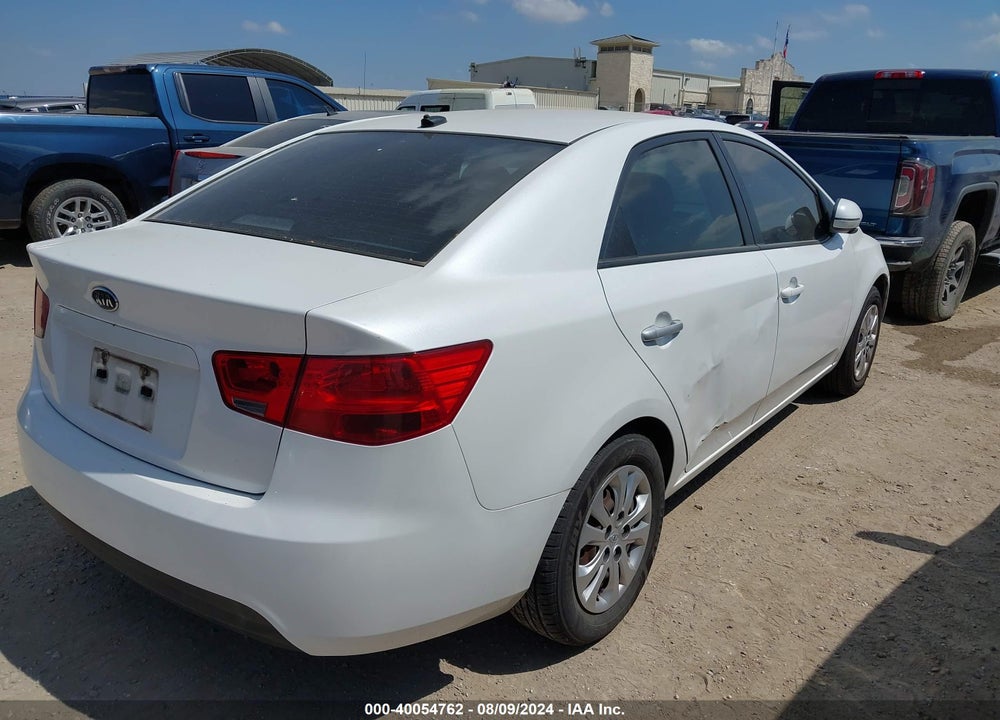 2011 KIA FORTE EX VIN: KNAFU4A26B5359801