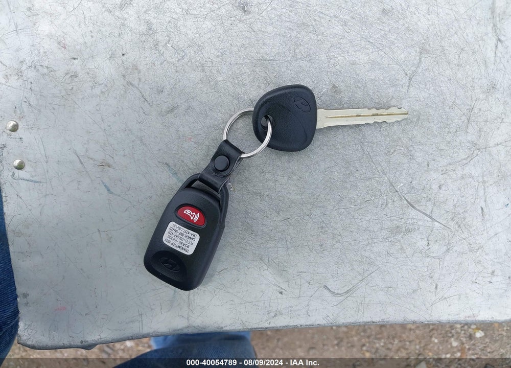 2019 HYUNDAI ELANTRA SE VIN: 5NPD74LFXKH432329