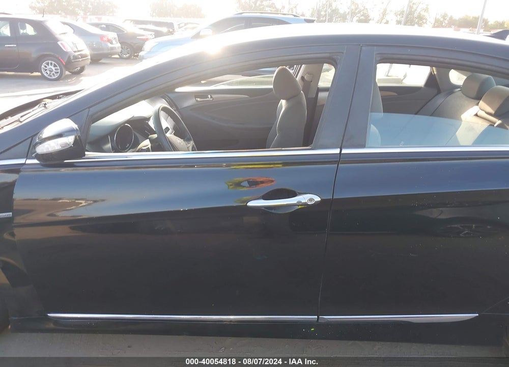 2011 HYUNDAI SONATA HYBRID VIN: KMHEC4A45BA001577