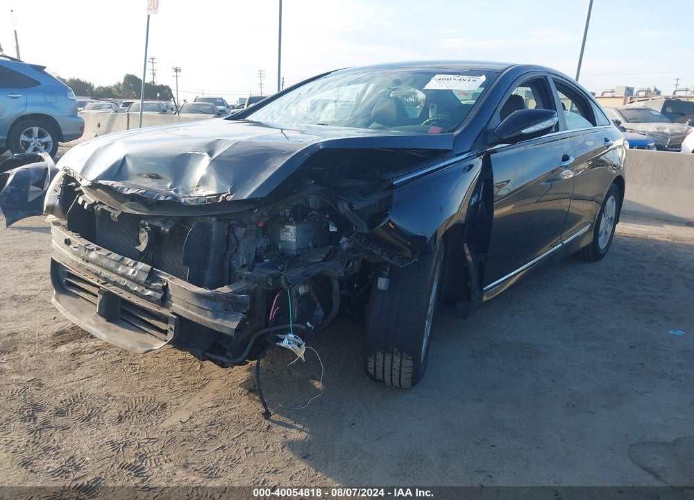 2011 HYUNDAI SONATA HYBRID VIN: KMHEC4A45BA001577