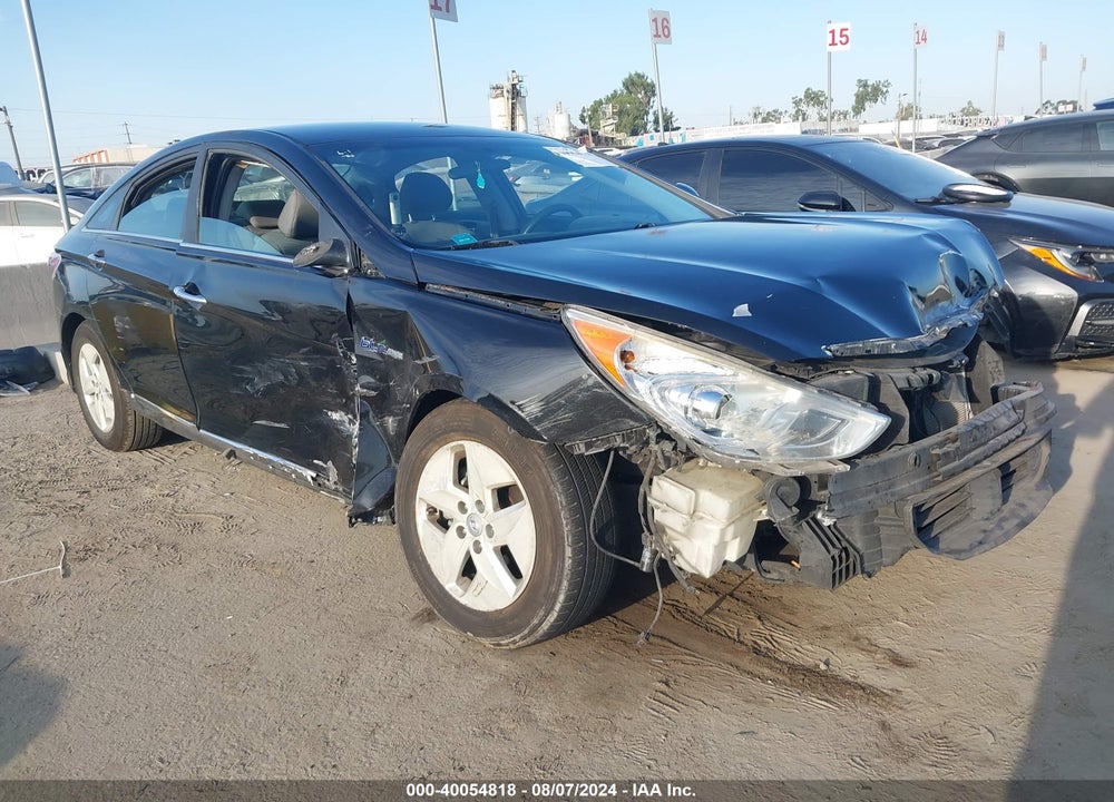 2011 HYUNDAI SONATA HYBRID VIN: KMHEC4A45BA001577