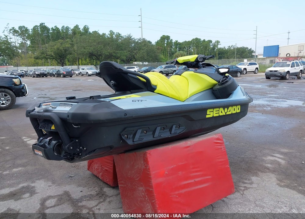 2022 SEA DOO GTI VIN: YDVA4554E222