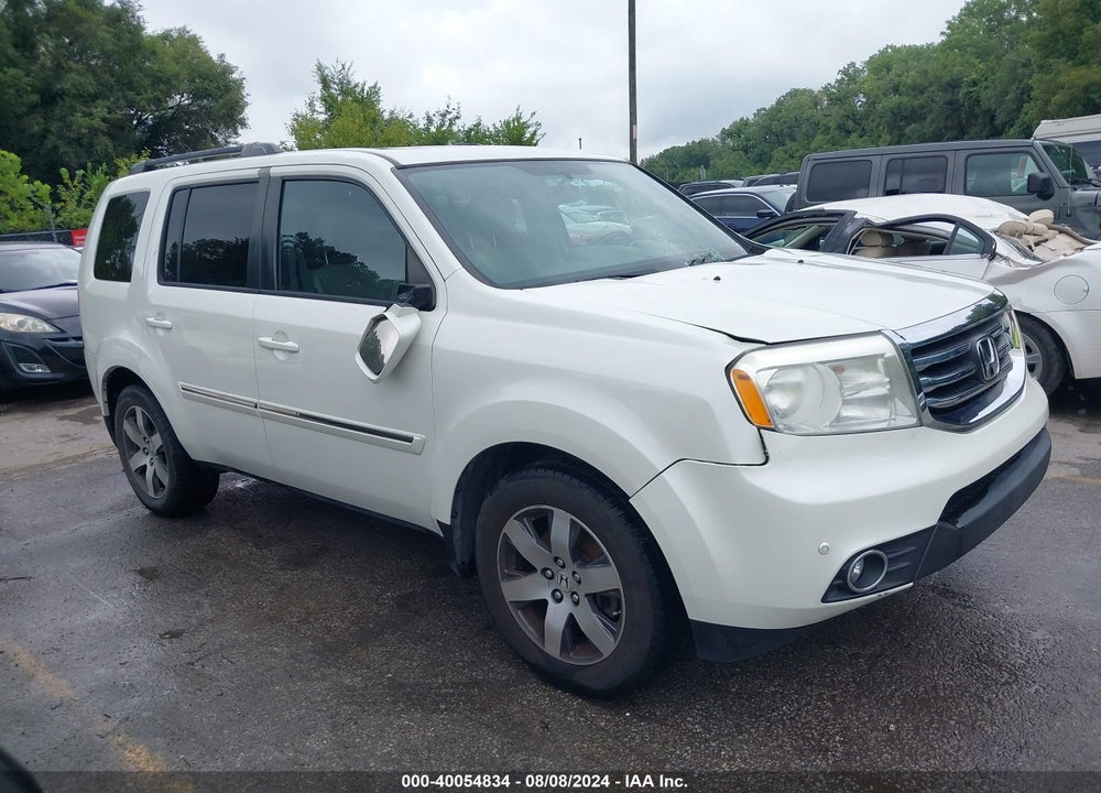 2013 HONDA PILOT TOURING VIN: 5FNYF4H98DB009466