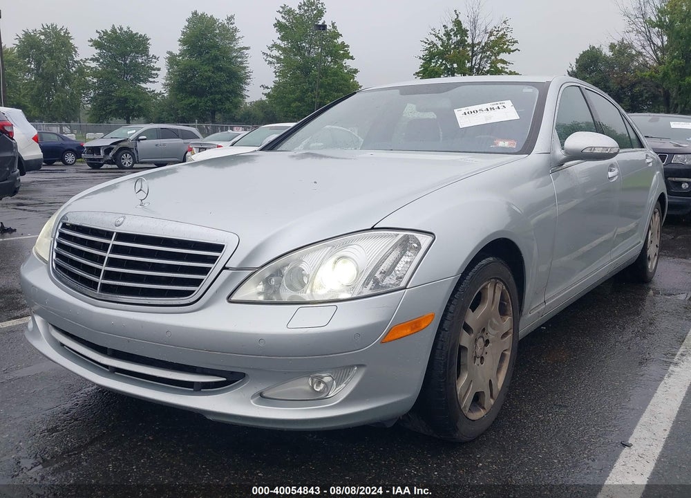 2009 MERCEDES-BENZ S 550 VIN: WDDNG71X29A249662
