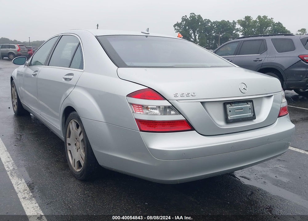 2009 MERCEDES-BENZ S 550 VIN: WDDNG71X29A249662