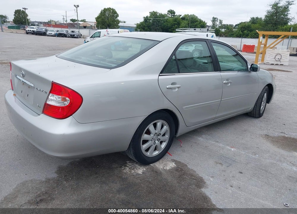 2002 TOYOTA CAMRY XLE V6 VIN: 4T1BF30K32U031177