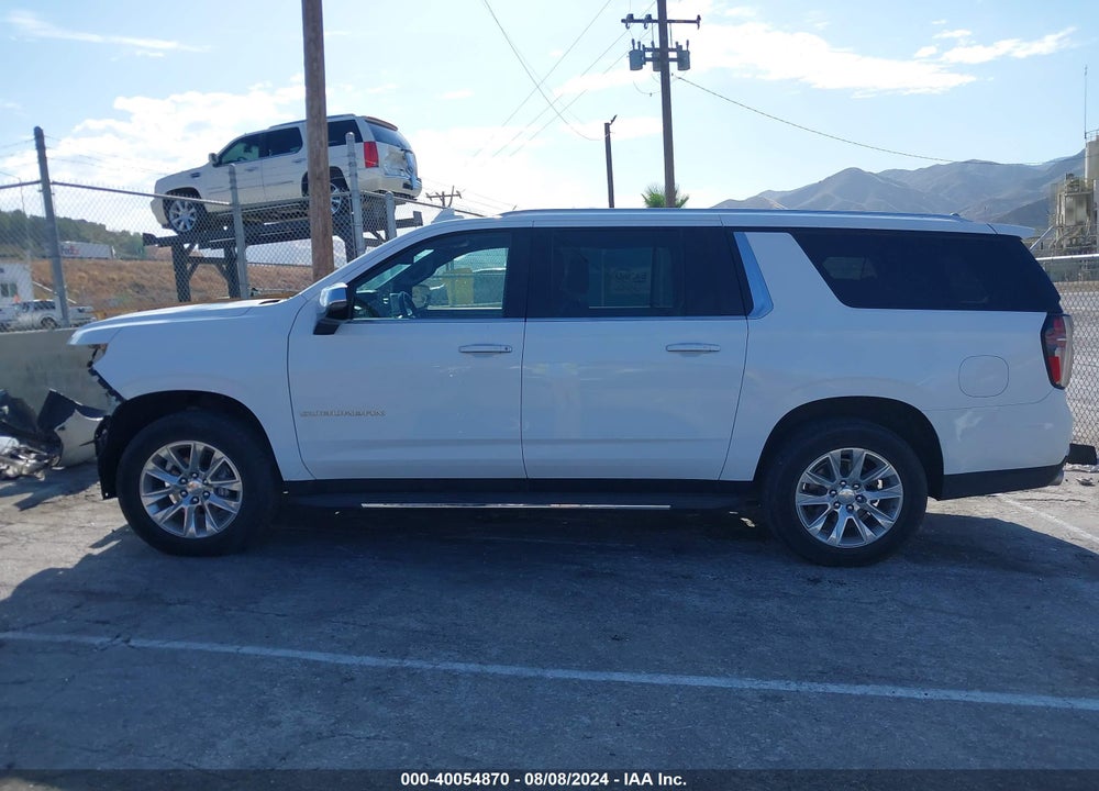 2022 CHEVROLET SUBURBAN 2WD PREMIER VIN: 1GNSCFKD6NR180419