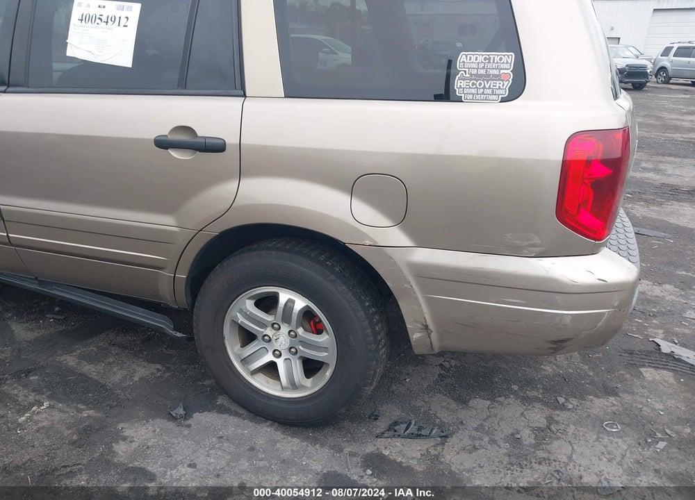 2004 HONDA PILOT EX VIN: 2HKYF18474H589779