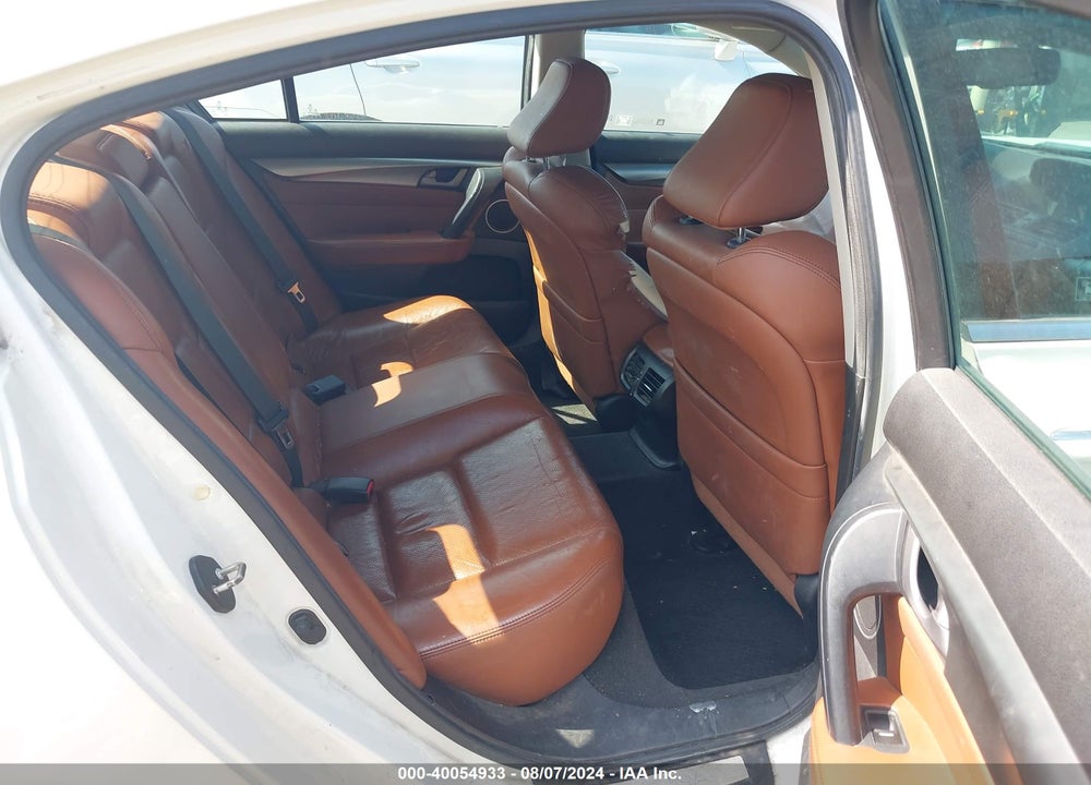 2010 ACURA TL 3.7 VIN: 19UUA9F58AA002825