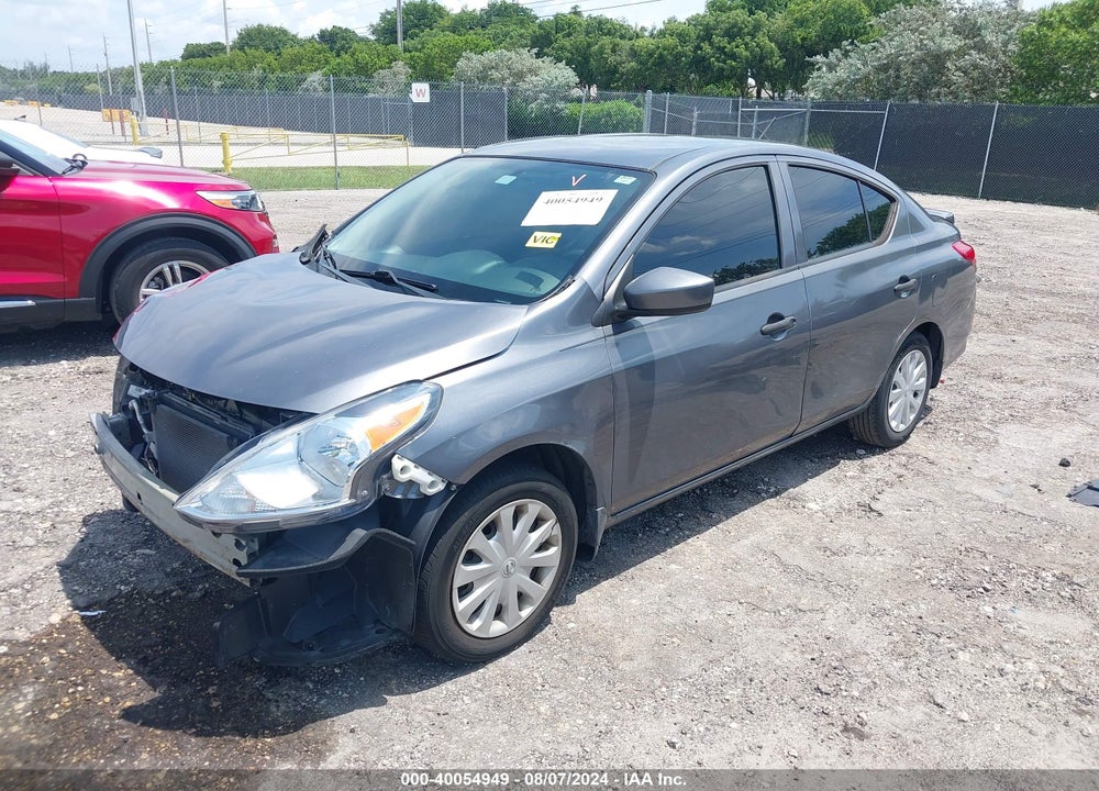 2019 NISSAN VERSA S/S PLUS/SV VIN: 3N1CN7AP1KL815917