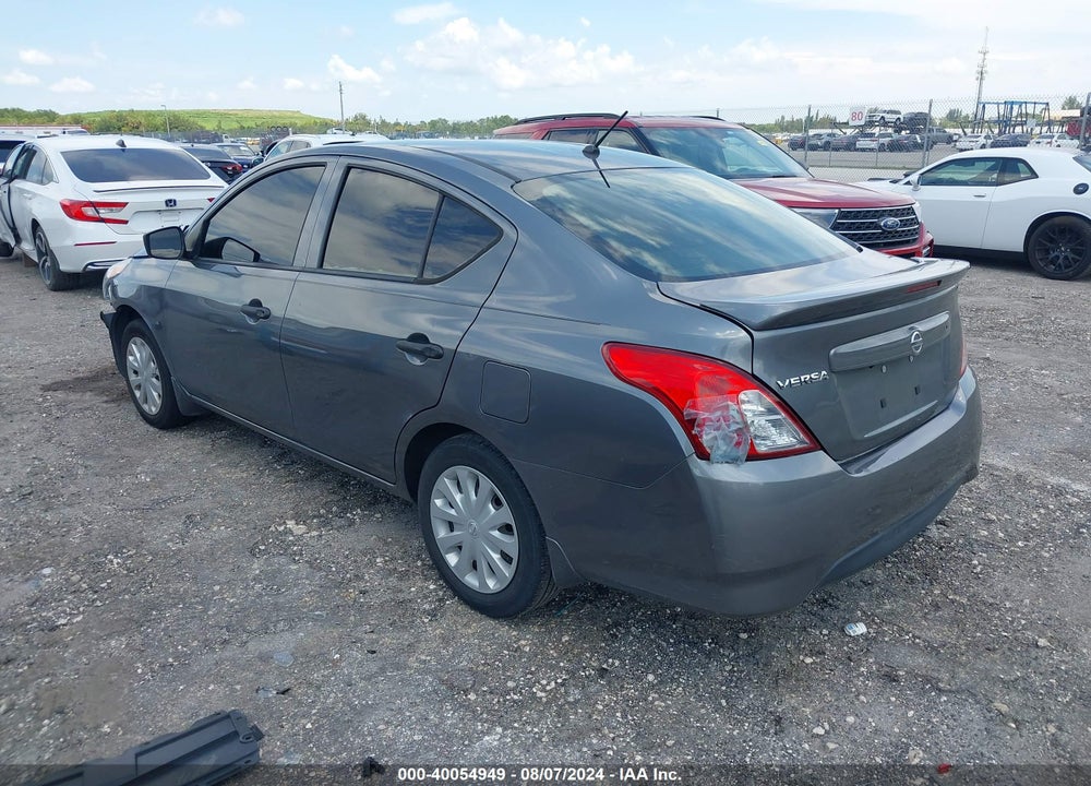 2019 NISSAN VERSA S/S PLUS/SV VIN: 3N1CN7AP1KL815917