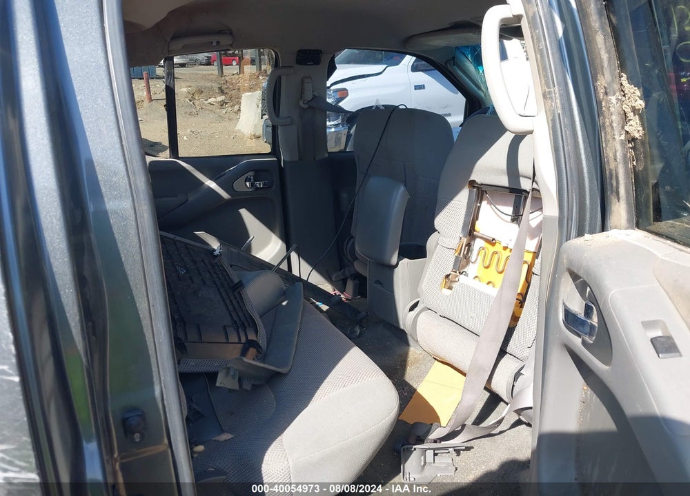 2005 NISSAN FRONTIER CREW CAB LE/SE/OFF ROAD VIN: 1N6AD07U05C432981