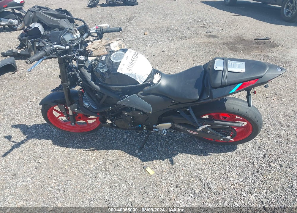 2021 YAMAHA MT-03 VIN: MH3RH20Y4MK005053