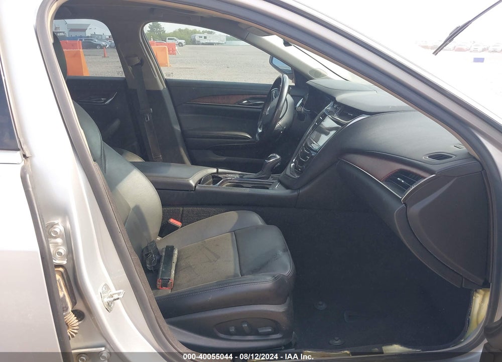 2019 CADILLAC CTS LUXURY VIN: 1G6AR5SX2K0139943