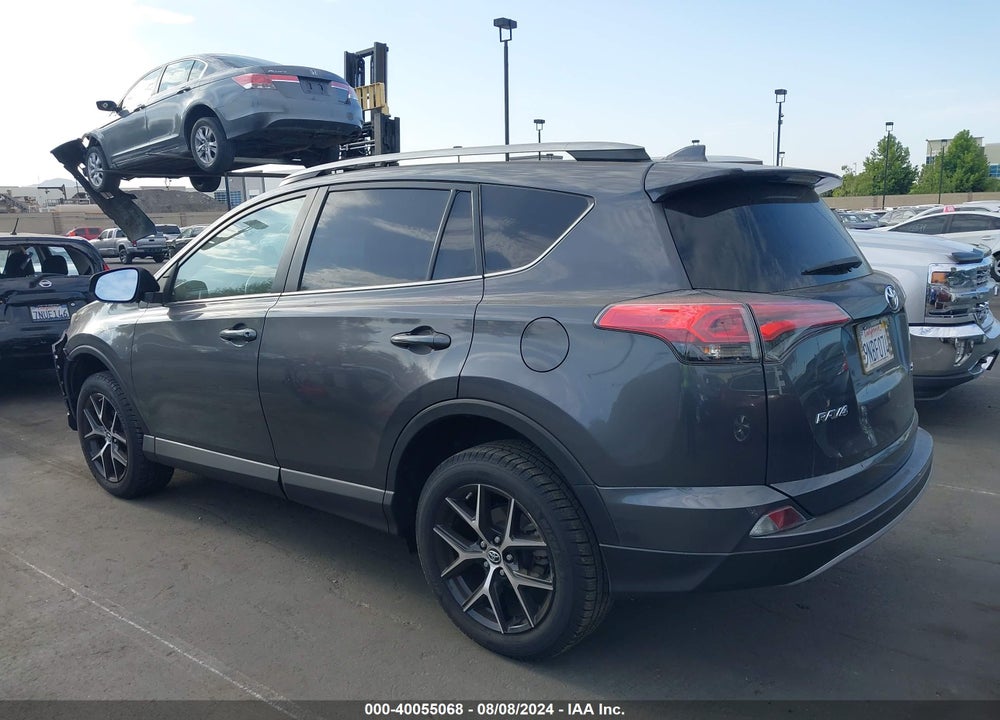 2018 TOYOTA RAV4 SE VIN: 2T3NFREV1JW491219