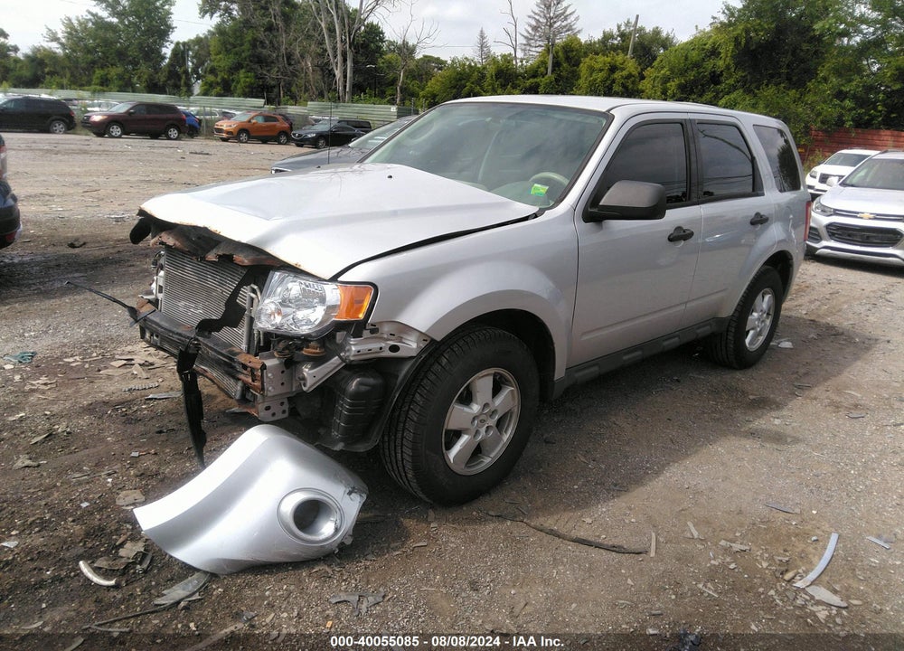 2009 FORD ESCAPE XLS VIN: 1FMCU027X9KD04977