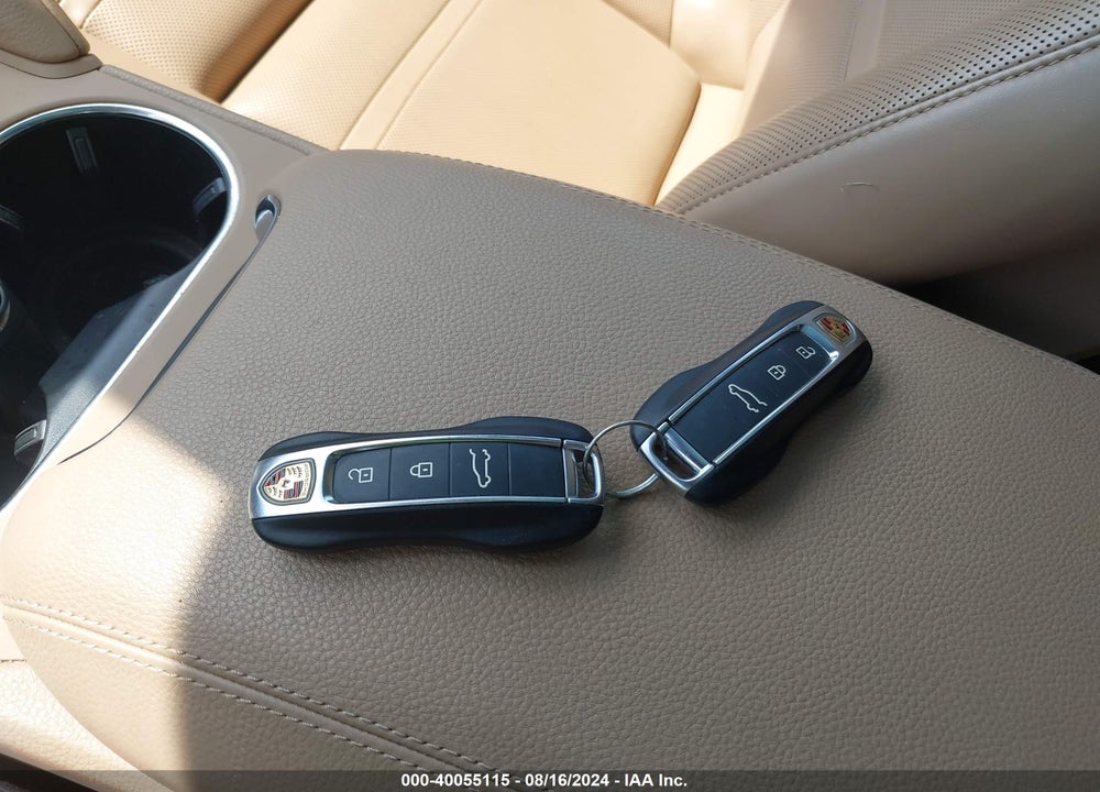 2020 PORSCHE CAYENNE VIN: WP1AA2AY0LDA01369
