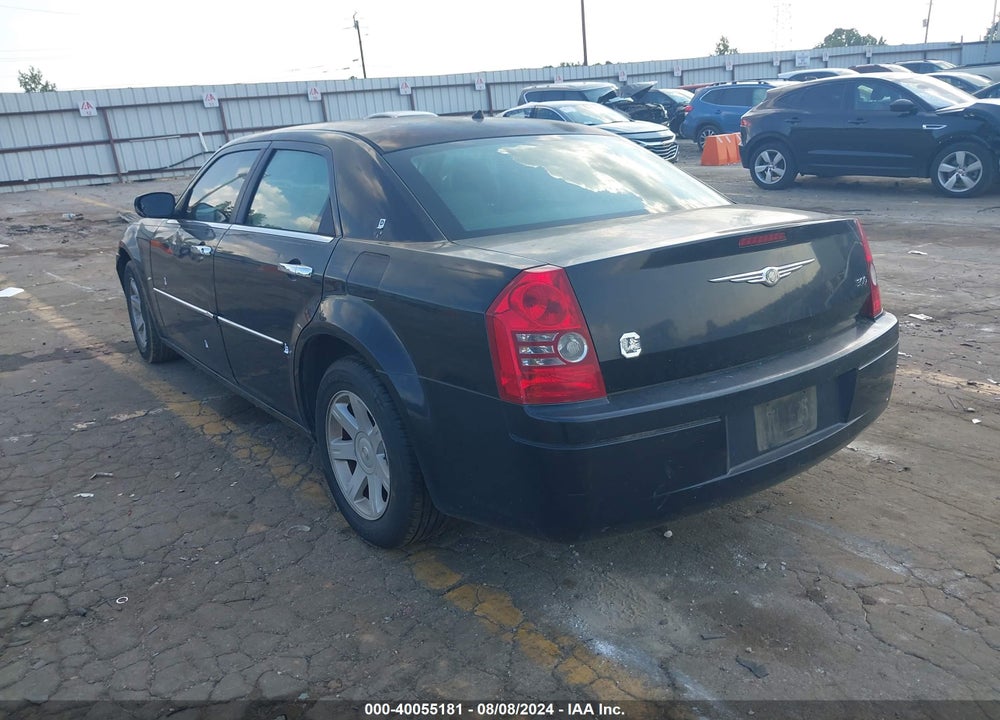 2008 CHRYSLER 300 VIN: 2C3LA43R88H106834