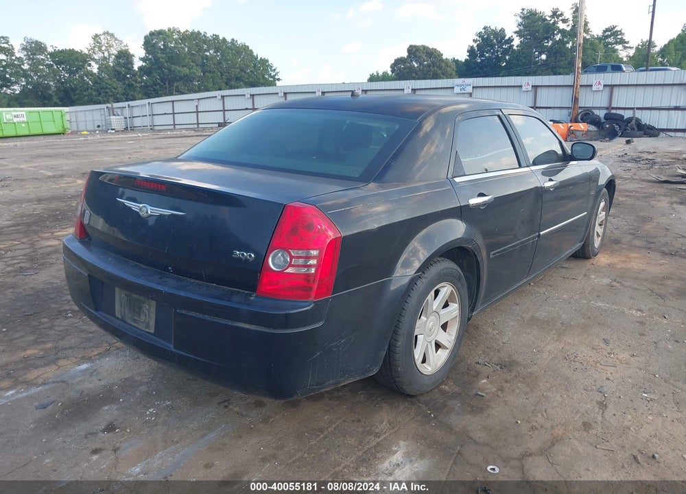 2008 CHRYSLER 300 VIN: 2C3LA43R88H106834